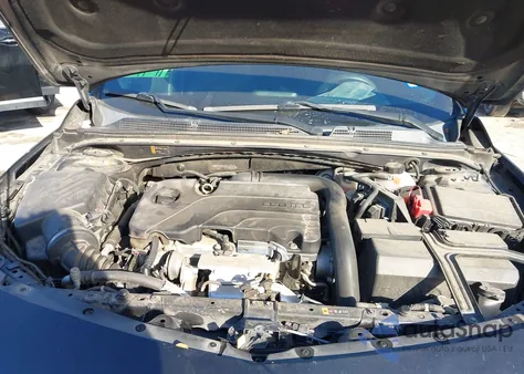 2018 Chevrolet Malibu 1Ls из США, поврежденный, VIN 1G1ZB5ST2JF241913